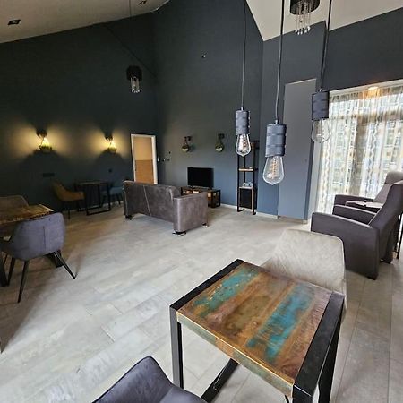 Voormalig Politiebureau Gebruik Welnesstuin Tegen Betaling Bed & Breakfast Ouddorp Exterior photo